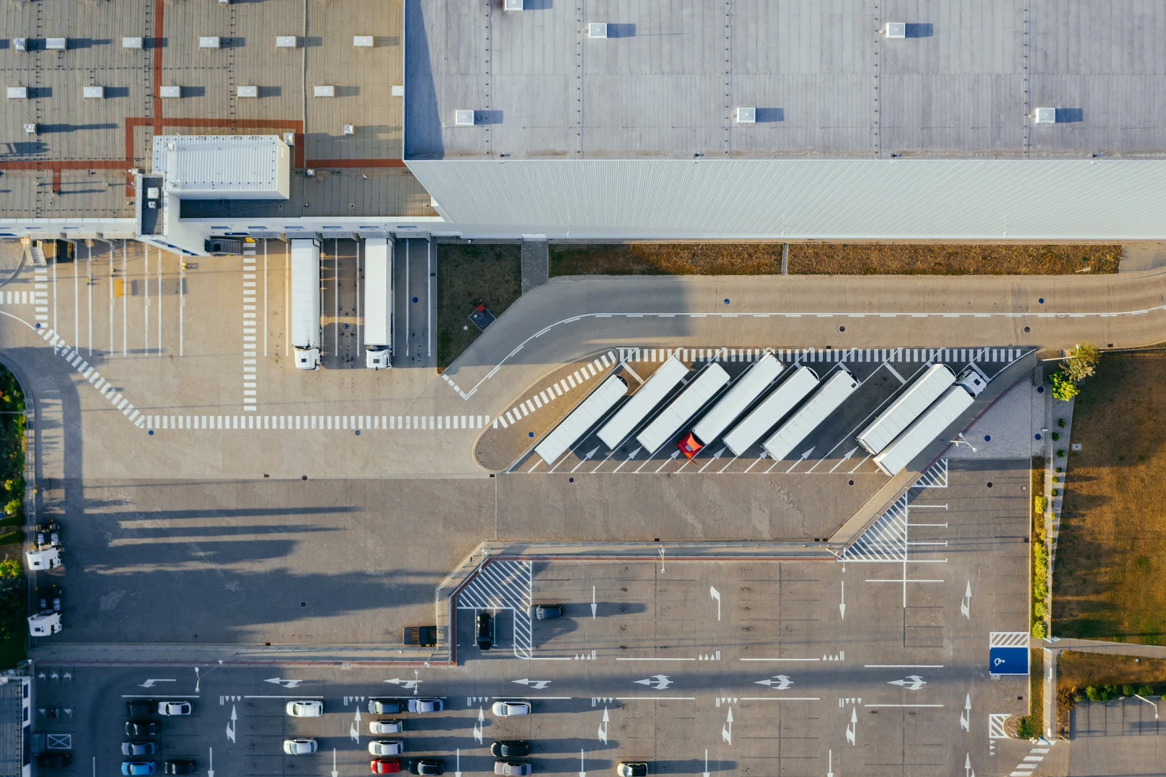 Modern warehouse facility with organized storage systems and professional inventory management.